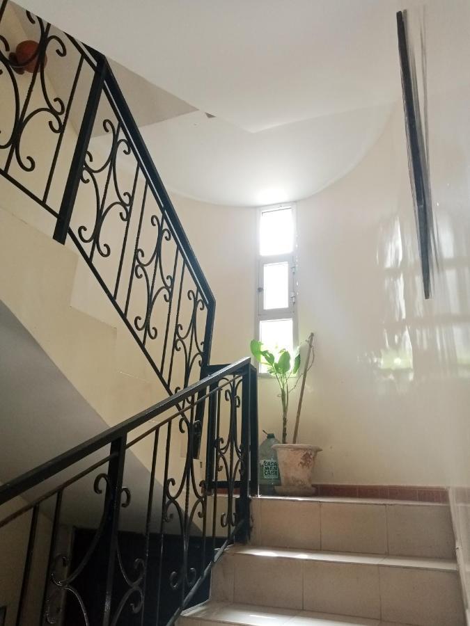 Kakatar Family Residence , Yoff Дакар Экстерьер фото